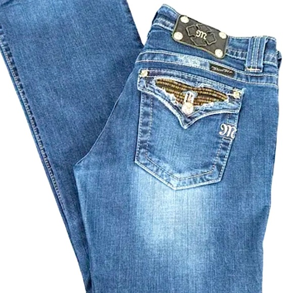 Miss Me Denim - Miss me 29x34 EUC!! Signature boot zipper detail!!!!